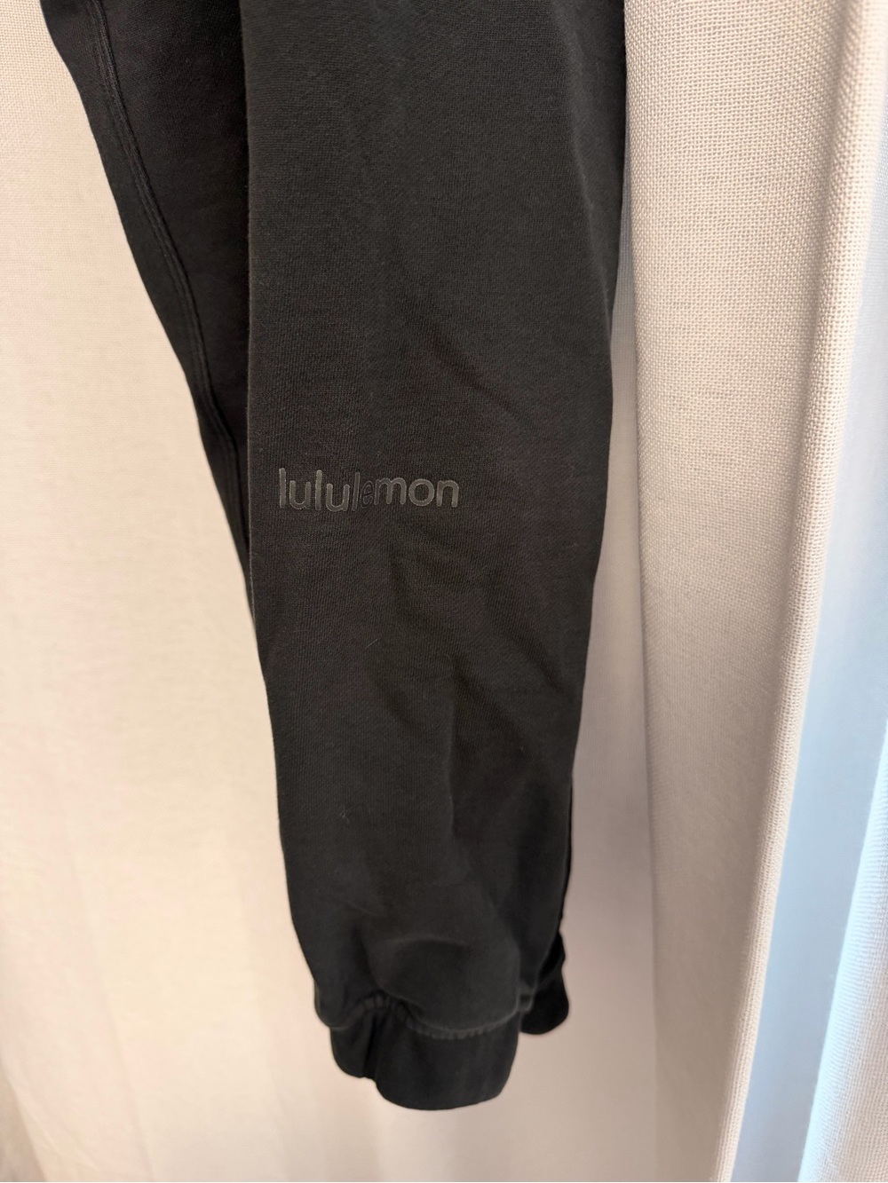 Lululemon scuba joggers